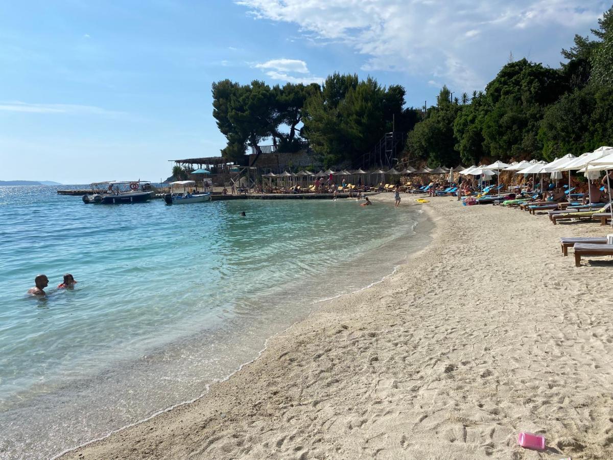 Sea View Apartment Elite2 Sarande Luaran gambar